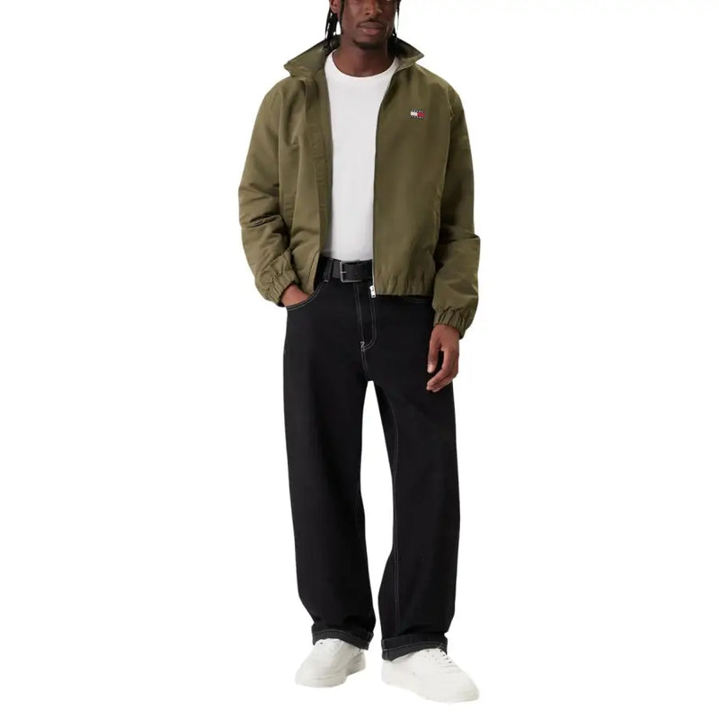 Olivgrüner Kapuzenblazer mit kleinem, gesticktem Logo auf der linken Brust, aus Polyester von Tommy Hilfiger Jeans.