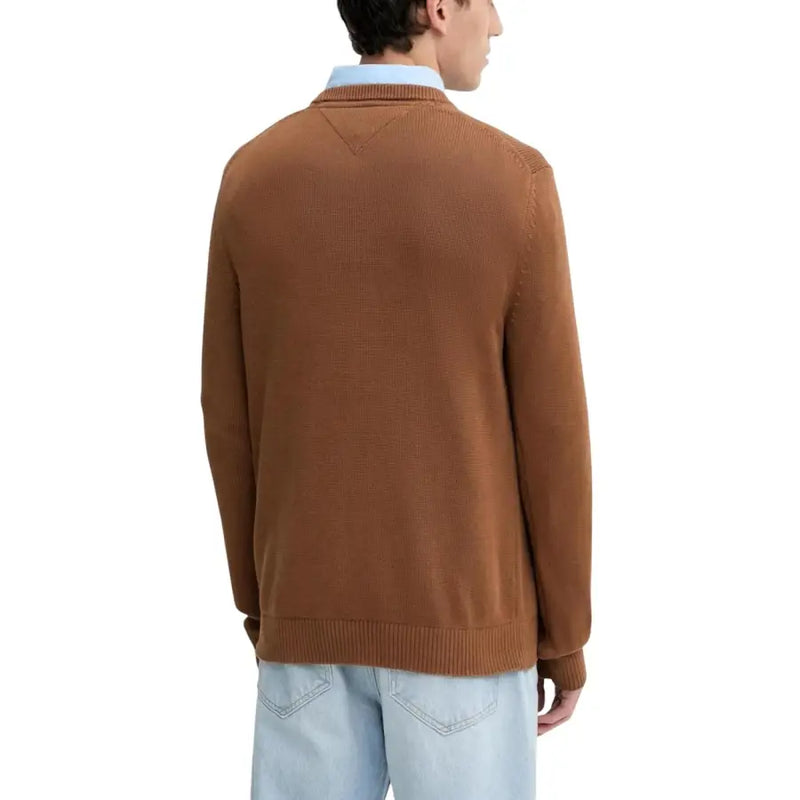 Tommy Hilfiger Jeans Brauner Herren-Rippstrickpullover mit klassischem Rundhalsausschnitt aus Baumwolle