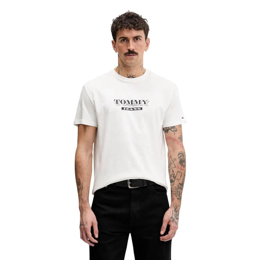 White tommy hilfiger jeans men t shirt in cotton with beige color and black logo print on the front