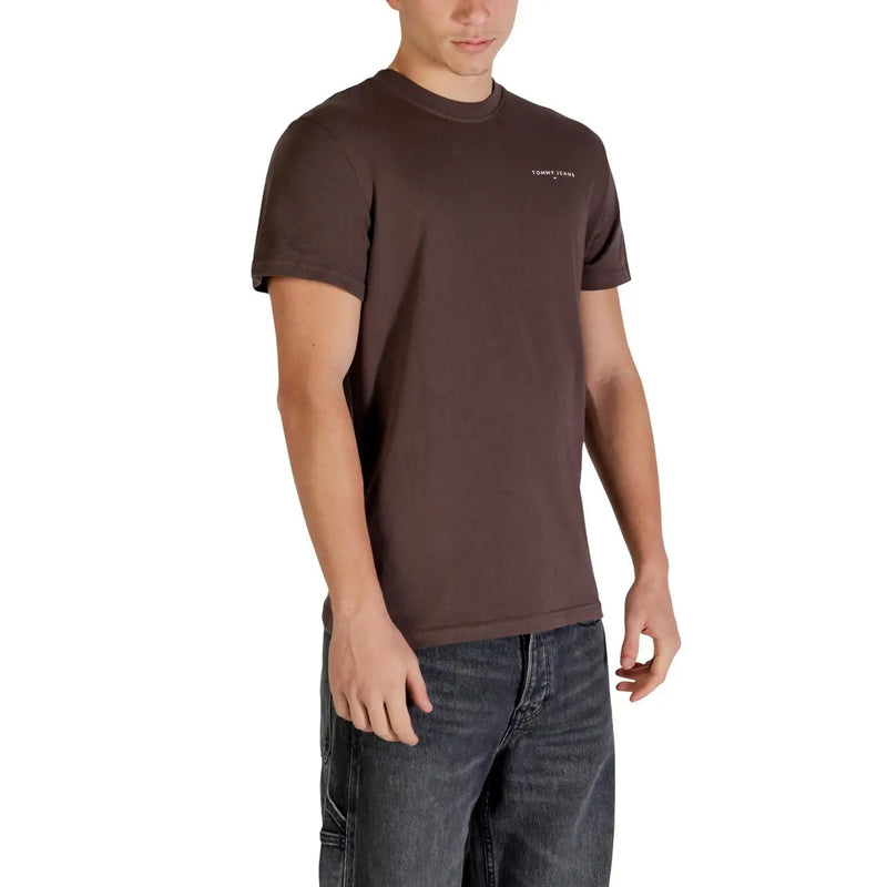 Brown cotton tommy hilfiger crew neck t-shirt for men with a small white logo on the left chest