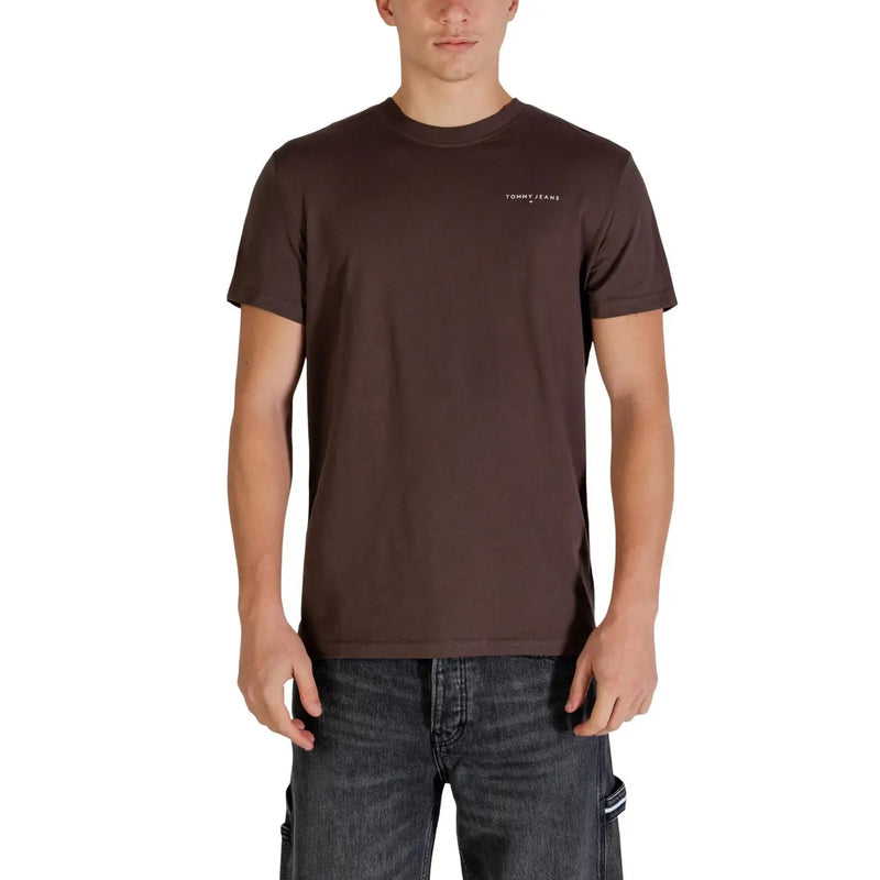Tommy Hilfiger Jeans men t-shirt in brown cotton with a subtle white logo on the chest