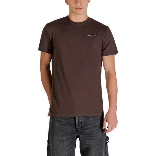 Tommy Hilfiger Jeans men t-shirt in brown cotton with a small white logo on the left chest
