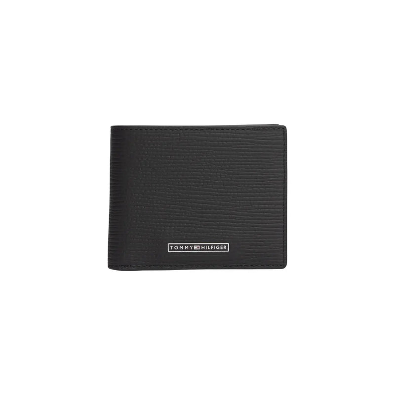 Tommy Hilfiger Schwarze Herren-Business-Geldbörse aus Leder mit strukturierter Oberfläche und silbernem Logo-Emblem auf der Vorderseite