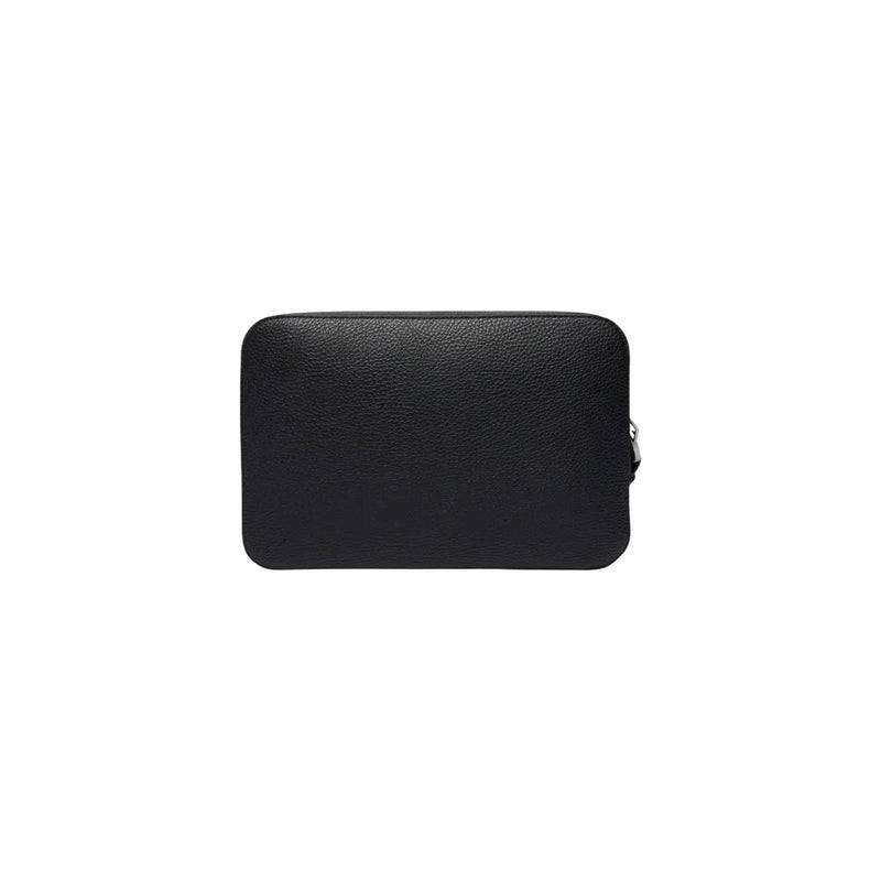 Tommy Hilfiger Schwarze Herren-Clutch aus strukturiertem Leder mit elegantem, minimalistischem Design und silberfarbenem Reißverschlussanhänger.