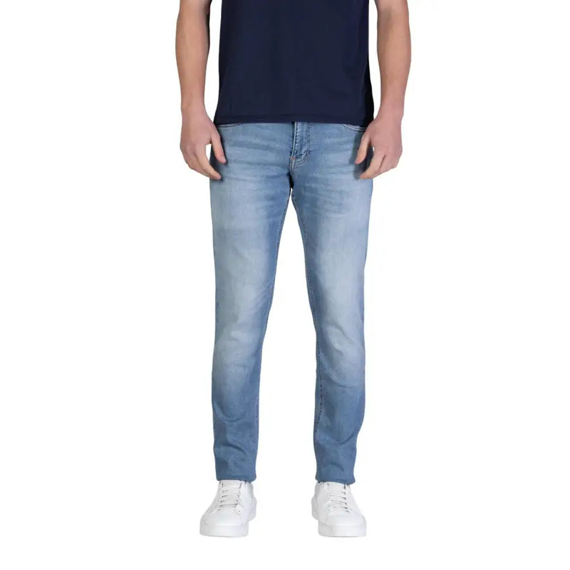 Tommy Hilfiger Herrenjeans, hellblau, aus Bio-Baumwolle, Stretch, schmal geschnitten, hell gewaschener Denim mit dezenten Auswaschungen