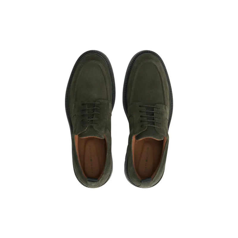 Tommy Hilfiger Herren-Mokassin aus olivgrünem Wildleder, Schnürschuhe mit schwarzen Schnürsenkeln und dunkler Gummisohle