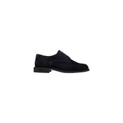 Schwarzer Wildleder-Derbyschuh mit klassischem Schnürdesign und dunkelbraunen Lederakzenten von Tommy Hilfiger, Herren-Ledermokassins, weiß