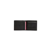 Tommy Hilfiger Herren-Ledergeldbörse, schwarz mit rot-weiß-blau gestreifter Inneneinteilung, B 11 x H 9,5 cm