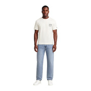 Tommy Hilfiger Weißes Herren-T-Shirt aus Bio-Baumwolle mit kleinem, gesticktem, cremefarbenem Levi's-Logo auf der Brust