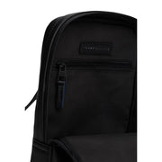 Schwarze Tommy Hilfiger Herren-Schultertasche aus Polyurethan mit elegantem, minimalistischem Design und dezentem Markenlogo im Inneren.