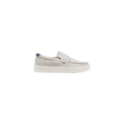 Hellgraue Wildlederslipper mit weißer Gummisohle und marineblauer Fersenlasche von Tommy Hilfiger Herrenschuhe für Frühling und Sommer