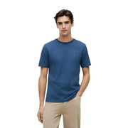 Ein marineblaues Tommy Hilfiger Herren-T-Shirt mit kleinem, gesticktem Logo aus Bio-Baumwolle in normaler Passform