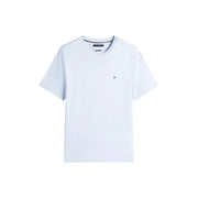 Weißes Tommy Hilfiger Kurzarmhemd t-shirt mit dezentem Logo auf der linken Brust, aus hellblauer Bio-Baumwolle, normale Passform