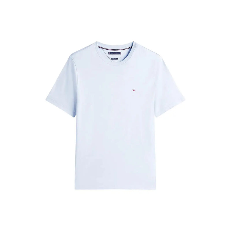 White tommy hilfiger short-sleeved t-shirt with subtle logo on left chest made of light blue organic cotton regular fit