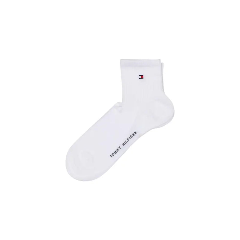 Weiß Tommy Hilfiger Knöchelsocke mit kleinem Logo am Bündchen und Markennamen an der Seite.