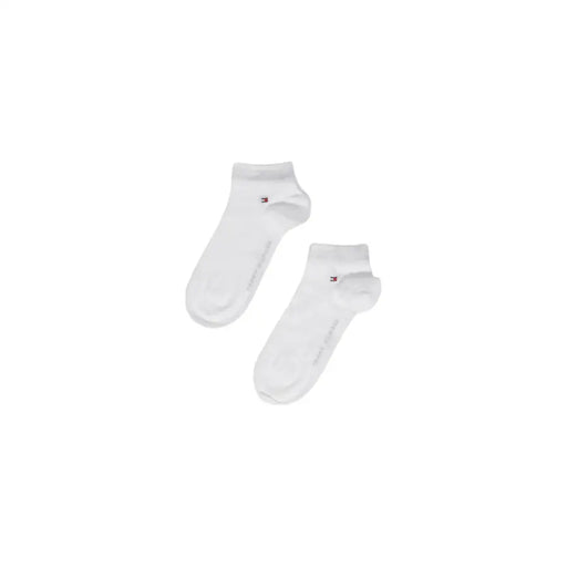 Weiße Knöchelsocken mit kleinem Tommy Hilfiger Logo an der Seite von Tommy Hilfiger Herrenunterwäsche-Kollektion