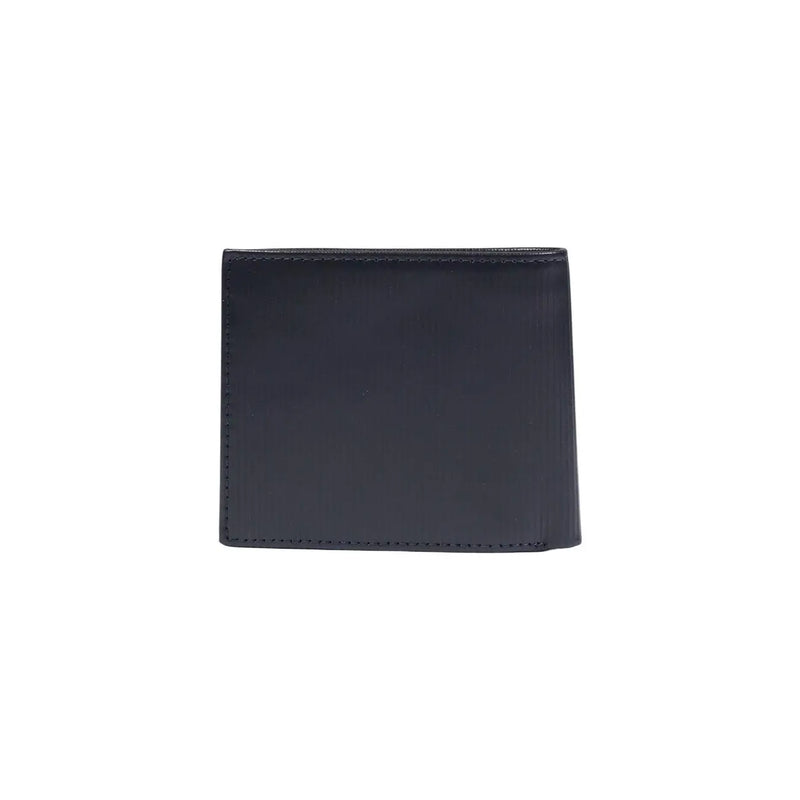Tommy Hilfiger men wallet black leather with precise stitching along the edges for durable everyday use
