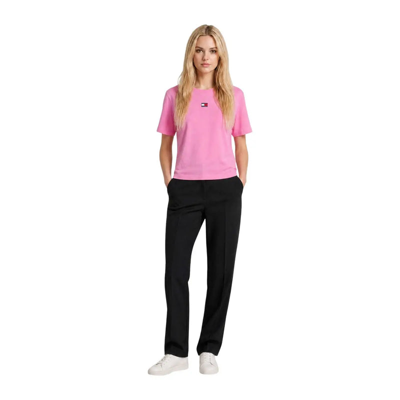 Pinkfarbenes, kurzärmeliges Tommy Hilfiger T-Shirt aus Bio-Baumwolle für Damen mit kleinem Logo auf der Brust in Fuchsia
