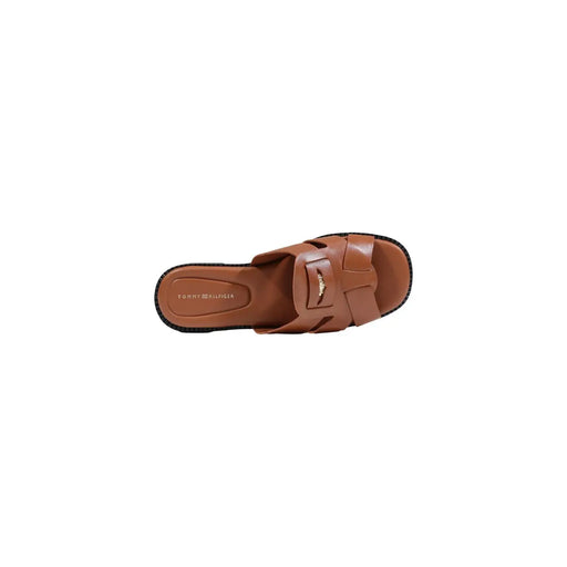 Tommy Hilfiger Damen-Lederpantoffeln in Braun mit geflochtenem Lederriemen und schwarzer Gummisohle im Sandalen-Design