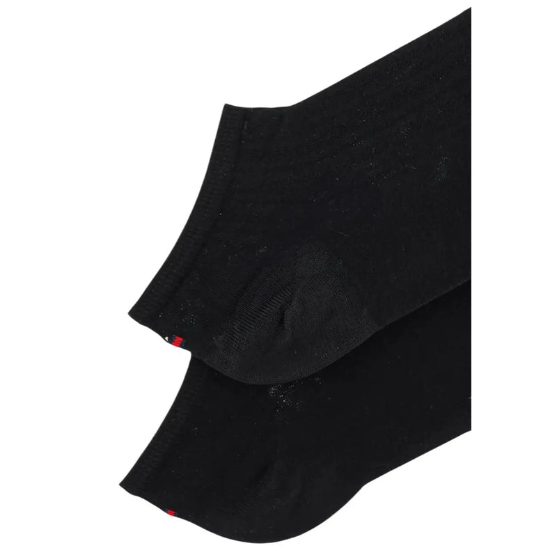 Tommy Hilfiger Damen-Baumwollsocken, schwarz, mit dezentem Strukturmuster und rotem Markenlogo an der Ferse