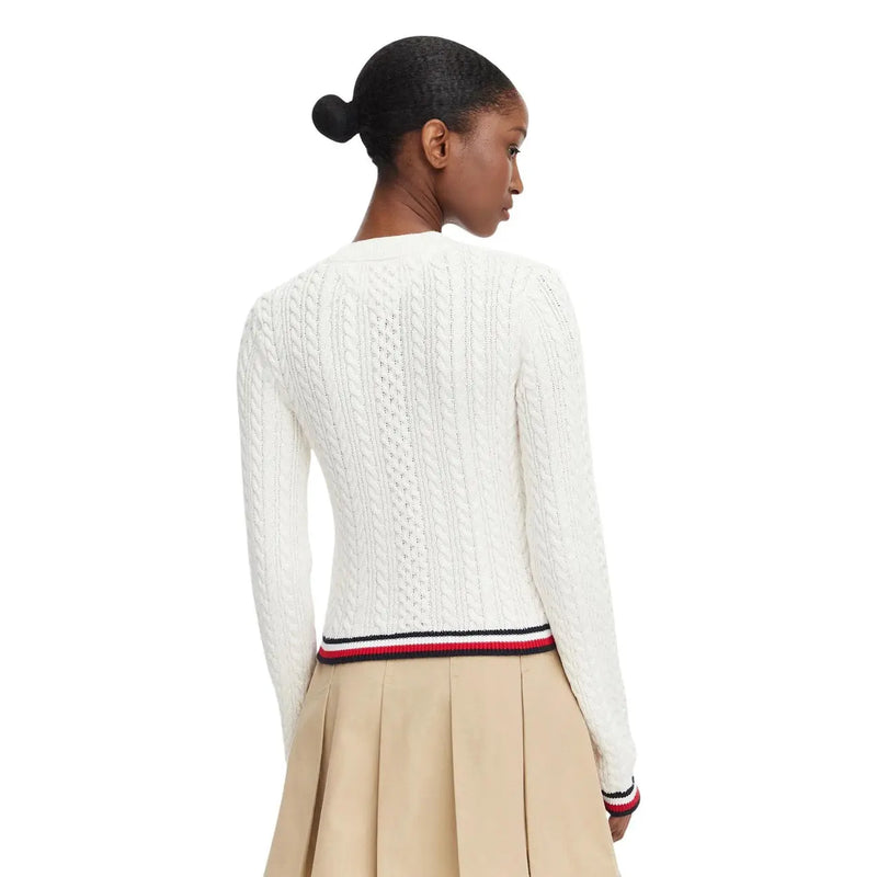 Tommy Hilfiger Weiße Damen-Strickjacke aus Baumwolle mit Zopfmuster und rot-weiß-blau gestreiften Bündchen an Saum und Ärmelbündchen