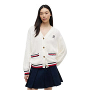 Tommy Hilfiger Weiße Damen-Strickjacke aus Bio-Baumwolle mit Zopfmuster und rot-weiß-blau gestreiften Bündchen, Saum und Taschen