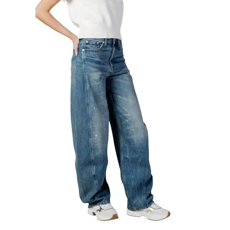 Tommy Hilfiger women’s blue organic cotton high-waisted jeans with relaxed wide-leg fit and subtle distressed details