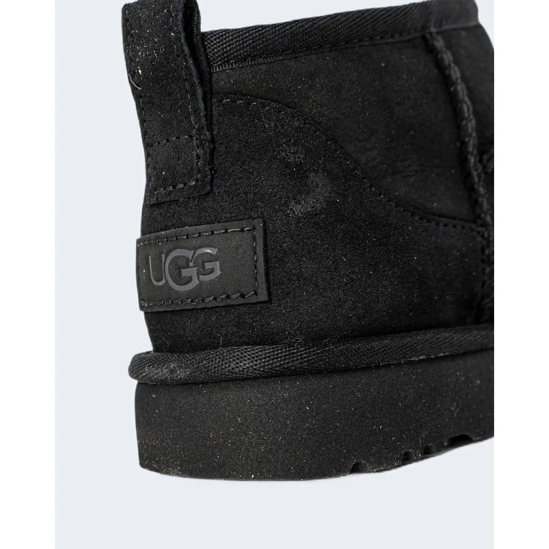 Black ugg women leather classic ultra mini boot with suede upper and stitched detailing