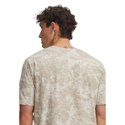 Under Armour Herren-T-Shirt, beige und weiß, Batikmuster, normale Passform, Kurzarm t-shirt aus Baumwollmischgewebe