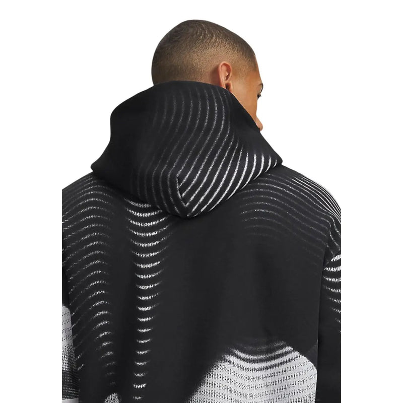 Under armour Schwarzer Herren-Fleece-Hoodie aus Baumwollmischgewebe mit auffälligem silbernen, abstrakten Wellenmuster auf Kapuze und Rückseite.