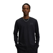 Under armour Weißes Herren-T-Shirt aus Baumwolle, klassisch langärmlig, mit schwarzem Langarmdesign und dezentem Brustlogo
