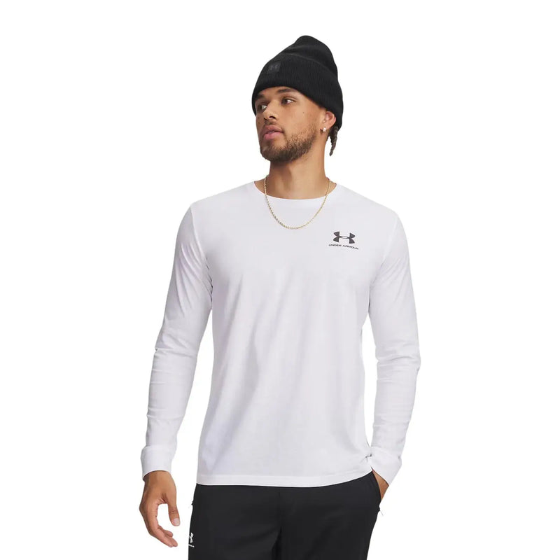 Under Armour Weißes, klassisches Herren-Langarmshirt aus Baumwolle mit dezentem schwarzem Logo auf der Brust