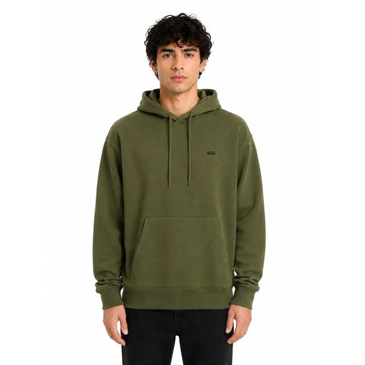 Grüner Vans Herren-Hoodie aus Baumwolle in Olivgrün mit kleinem schwarzen Brustlogo und passenden Kordelzügen.