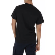 Vans men t shirt black short sleeve round neck made of cotton featuring a classic crew neck design