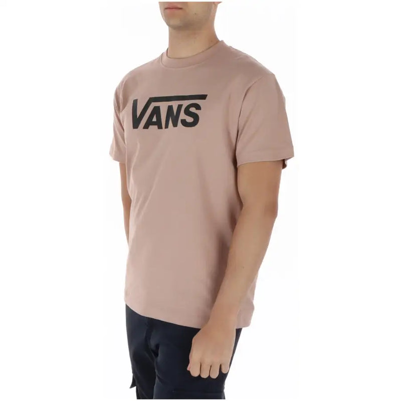 Ein altrosafarbenes Vans-Herren-T-Shirt aus brauner Baumwolle mit Rundhalsausschnitt und markantem schwarzem Logo auf der Brust.