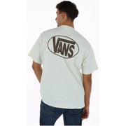 Weißes Vans Herren-T-Shirt aus Baumwolle mit Rundhalsausschnitt und schwarzem, ovalem Vans-Logo auf der Rückseite.
