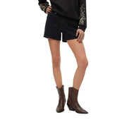 Vero Moda black cotton shorts with front pockets featuring a straight-leg cut in denim material