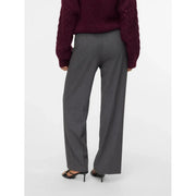 Vero Moda Graue Damenhose mit weitem Bein, glattem, tailliertem Stoff, Reißverschluss und Knopf, normale Passform, Vorderansicht