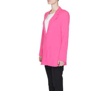 Vero moda women’s fuchsia blazer with button and front pockets featuring a vibrant pink sleek modern cut and long sleeves
