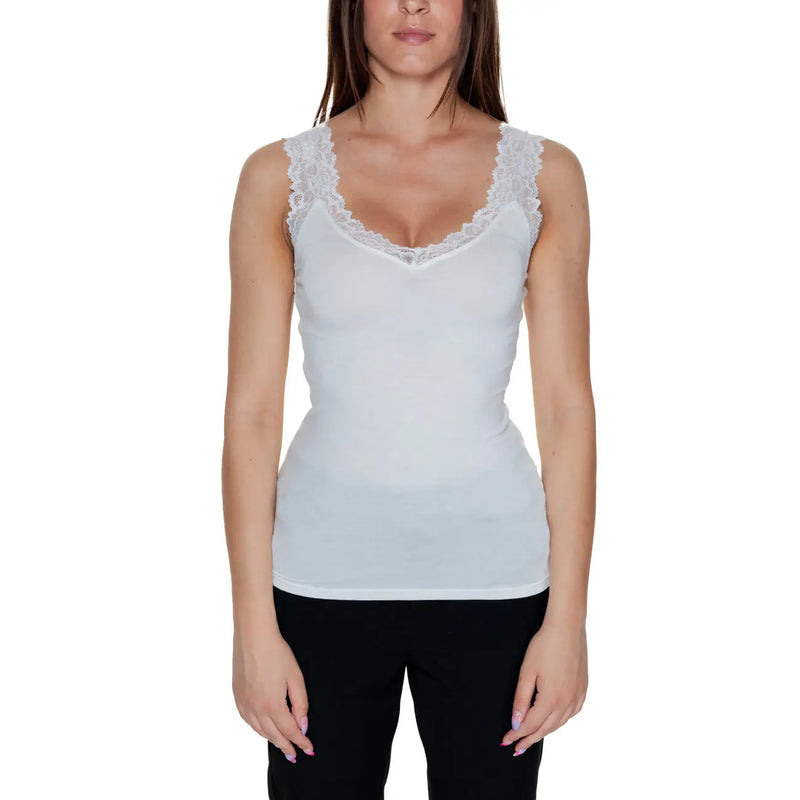Vero moda women’s plain white v-neck crop top with white lace trim made of soft fabric for casual wear