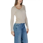 Beige geripptes Langarmshirt top mit abgerundetem Halsausschnitt aus Viskose und Nylon aus der Damenstrickkollektion von Vila