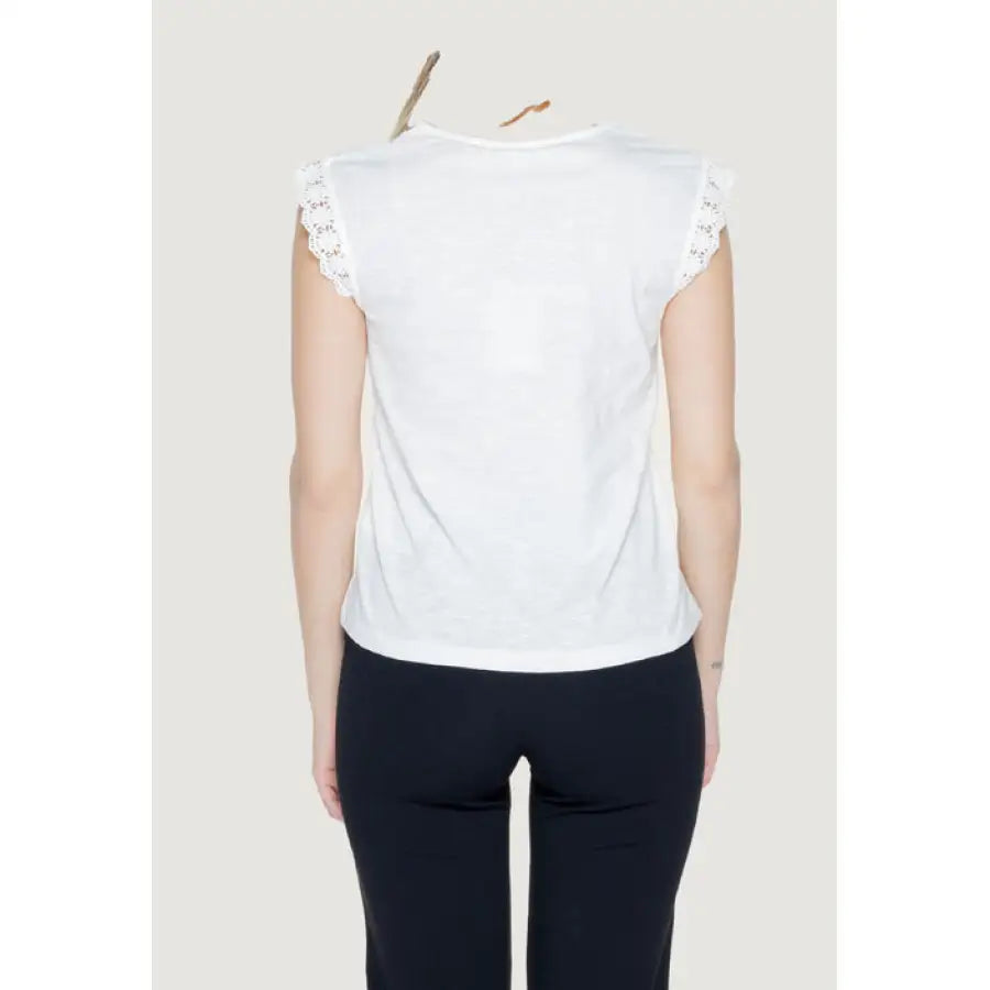 White lace-detailed top by Jacqueline De Yong for urban city style fashion
