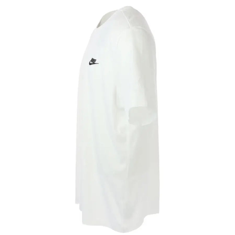 White Nike short sleeve T shirt displayed for men’s casual athleticwear