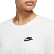 White Nike women’s short-sleeve cotton T-shirt with small black logo for all-season wear