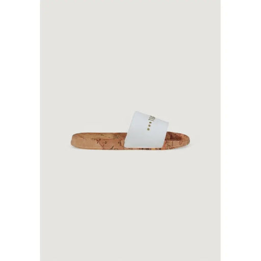 White slide sandal with cork sole for casual and comfortable summer wear