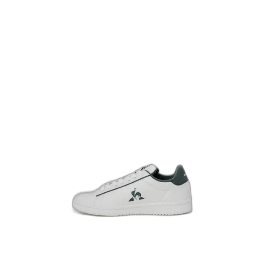 Coq Sportif men’s sneakers in urban style with black and white logo