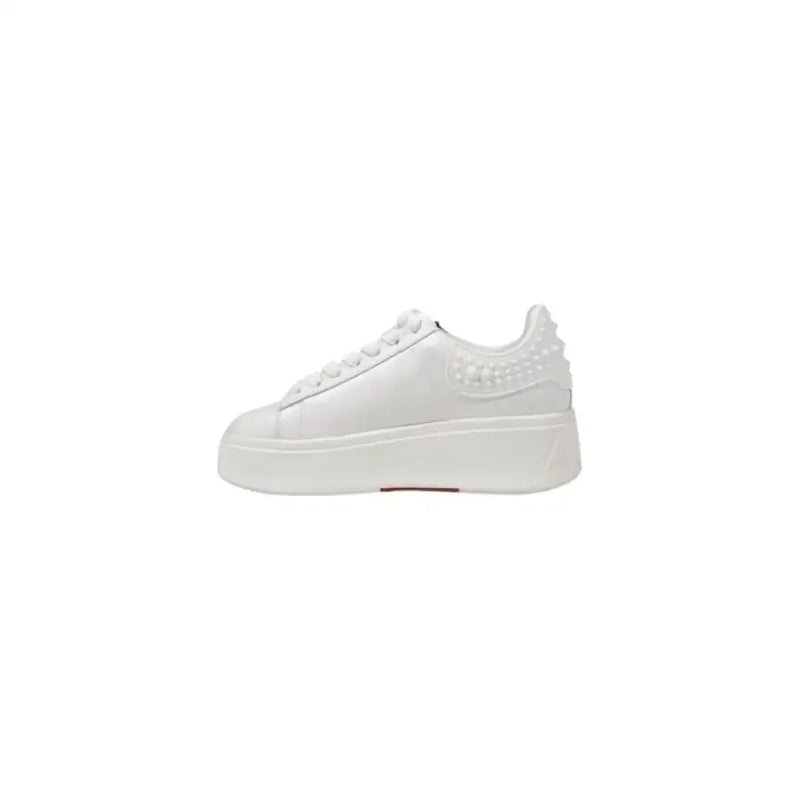 White leather platform sneaker with studded detailing for stylish footwear