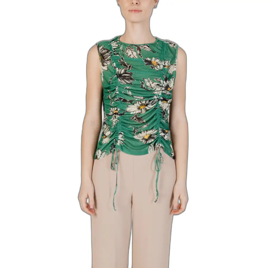 Desigual women wearing green floral print Desigual undershirt
