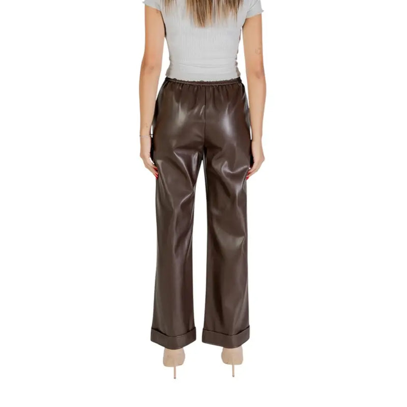 Women’s brown faux leather wide-leg trousers with elastic waist and cuffed hems for Fall Winter style