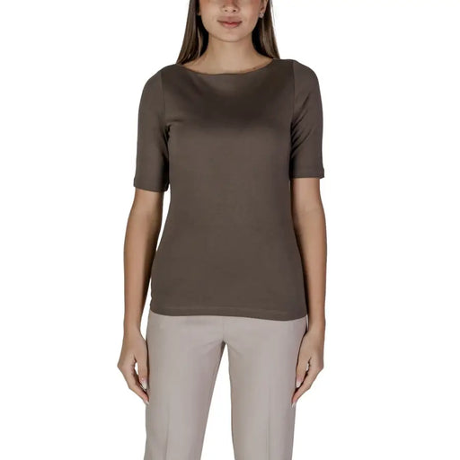 Women’s dark brown boat-neck short sleeve T shirt from Street One with round neckline